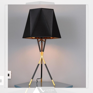 LVF8862 TABLE LAMP